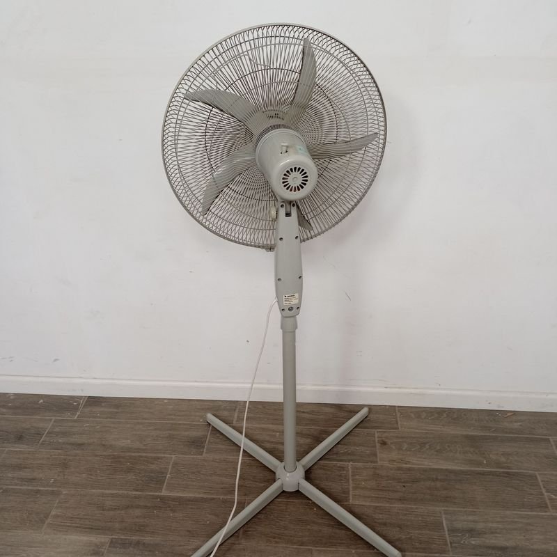 Ventilador de pie marca James - Aparato de ventilación para el hogar - imagen 4