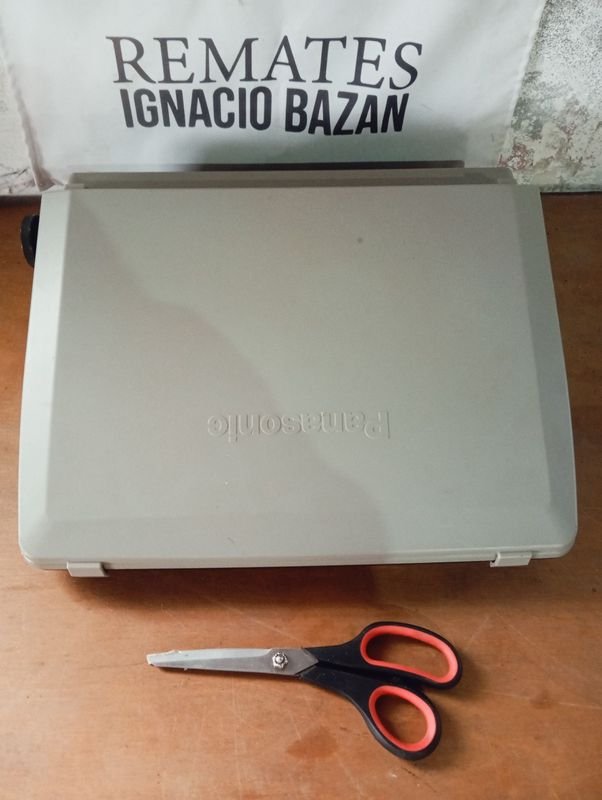 Maquina de escribir antigua Remates Ignacio Bazan