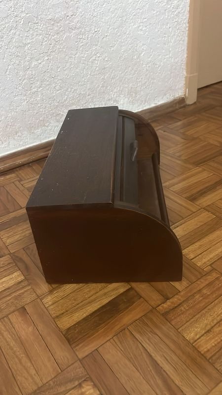 Panera de madera con cortina para almacenar y decorar - imagen 6
