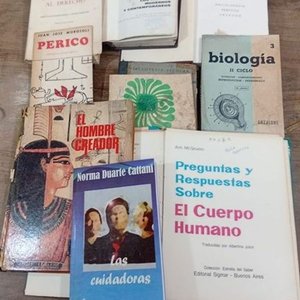 Lote de Libros Variados: Biología, Derecho, Cuerpo Humano y Más - imagen 7