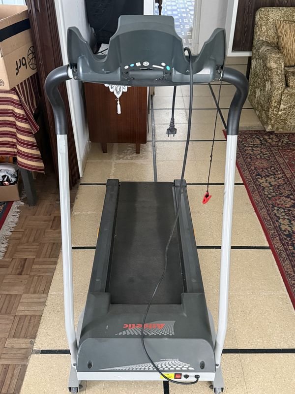 Cinta de Correr Plegable Athletic con Panel Digital