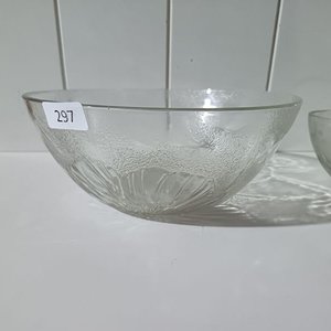 Dos Bowls de Vidrio con Diseño Floral - imagen 2