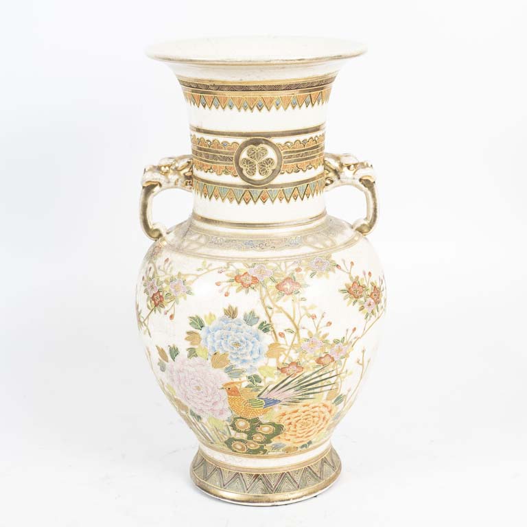 Loza japonesa satsuma craquelada decorada con flores y pájaro - imagen 1