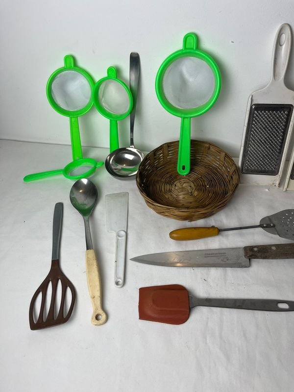 Utensilios de cocina en excelente condición - imagen 3