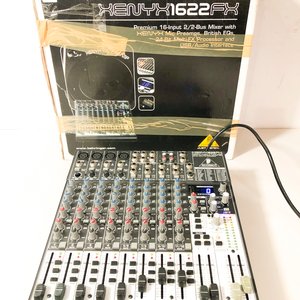 Consola Behringer Xenyx 1622FX de 16 Canales con Procesador de Efectos - imagen 2