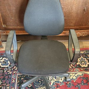 Silla de Oficina Ergonómica Vintage Negra con Ruedas - imagen 6