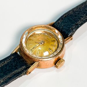 Dos Relojes de Pulsera para Dama Tissot y Levi's - imagen 4