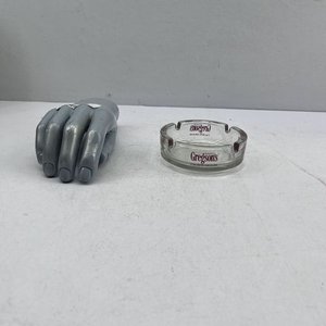 Lote siguiente: Cenicero de Vidrio con Publicidad "Gregson's"