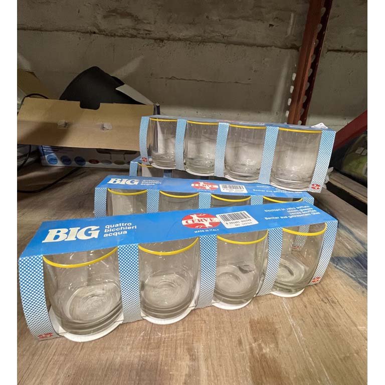 Set de 16 Vasos de Vidrio "BIG Quattro Acqua"