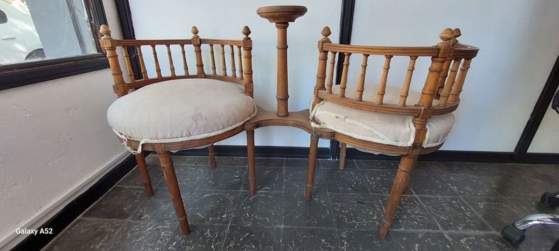 Sillon de Sala Doble Antiguo y Muy Lindo - imagen 2