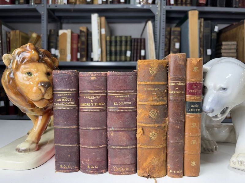 Item 889648 - Image 0