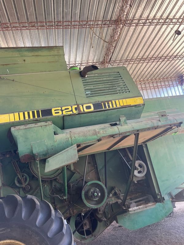 Cosechadora John Deere 6200 en excelente condición - imagen 2