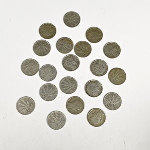 Veinte Monedas de Plata "Chanchitas" de Uruguay - imagen 2