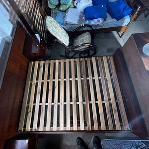 Cama de 2 Plazas con Respaldo y Mesitas de Luz - imagen 3