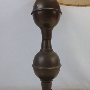 Lámpara de Mesa Antigua Metal Patinado Doble Balaustre Pantalla Dorada - imagen 4