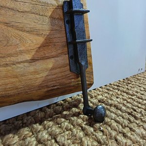 Perchero Rústico de Madera con Ganchos de Hierro - imagen 3