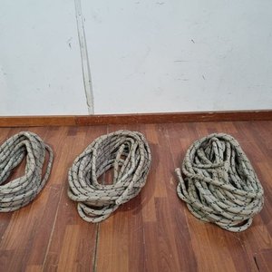 Lote siguiente: 3 Tramos de Cuerda Náutica Trenzada de 13.5 a 25 Metros