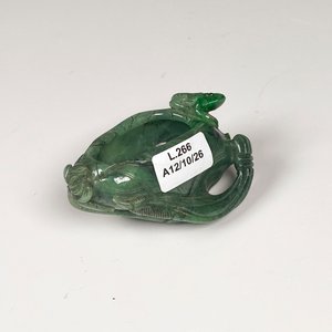 Centrito Decorativo de Jade Verde con Forma de Tortuga - imagen 2