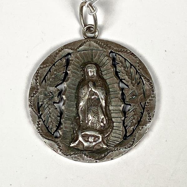 Medalla Religiosa Virgen de Guadalupe sobre Moneda Mexicana "Un Peso" 1944 - imagen 1