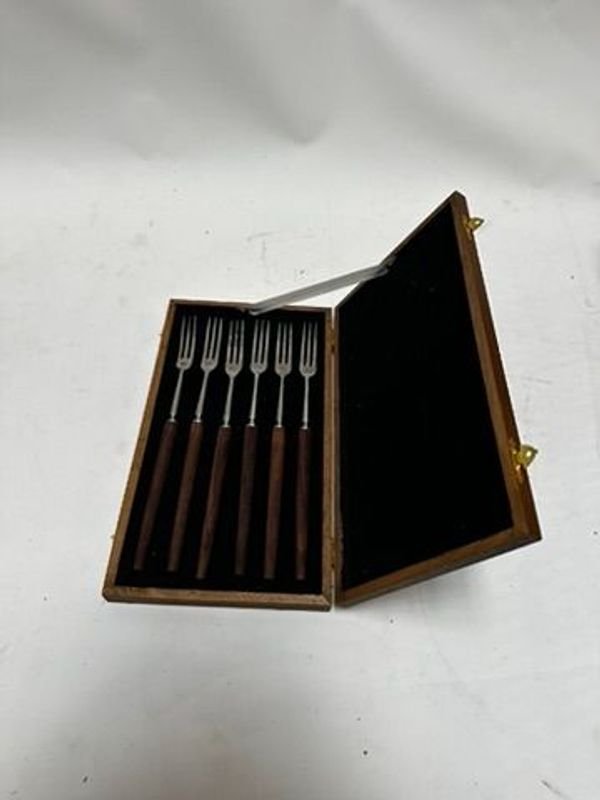 Set de Tenedores de Fondue con Estuche de Madera