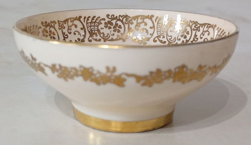 Cuenco de porcelana Paragon con diseño floral y doré - imagen 2