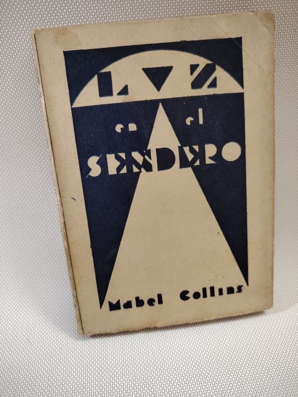 Lote siguiente: Luz en el sendero - Libro de bolsillo