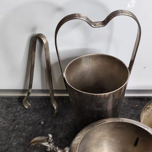 Lote de Azucarero Pesado con Asas y Patas Labradas, Cubo para Hielo y Pinzas, Metal - imagen 4