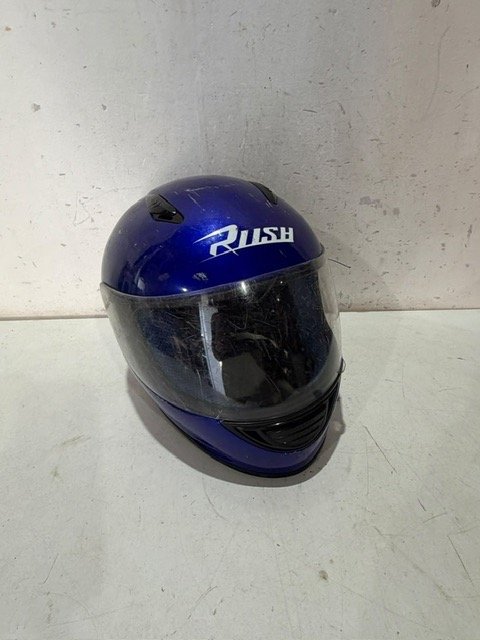 Casco de Moto Azul Marca RUSH en Buen Estado