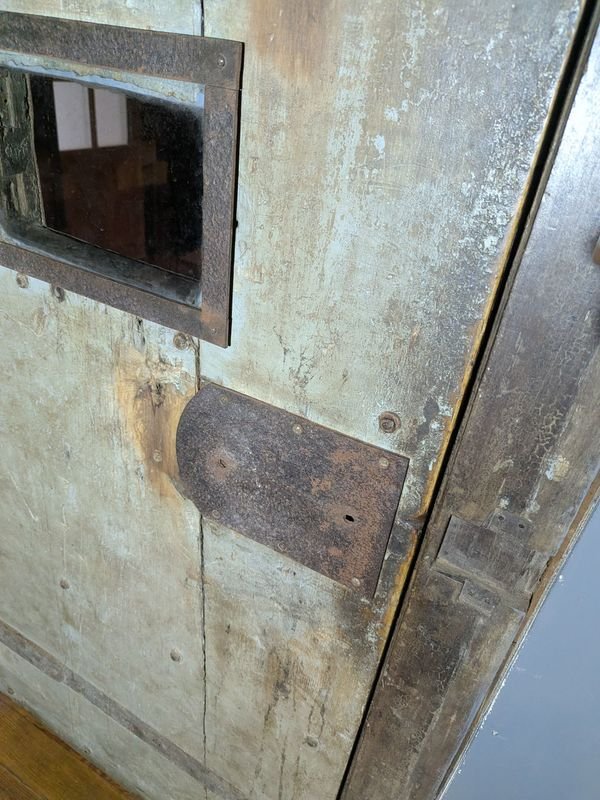 Puerta antigua de la cárcel de Punta Carretas - imagen 9