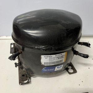 2 Motores de Refrigeración y Llave Térmica Mitsubishi 300A - imagen 4