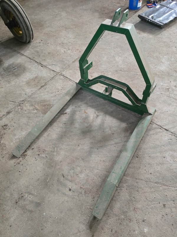 Carro para fardos y pincho de 3 puntos en venta - imagen 5