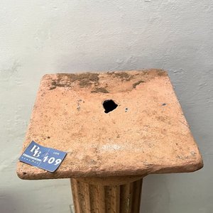 Pedestal de Terracota Estilo Clásico, 1.10 m de Altura - imagen 4