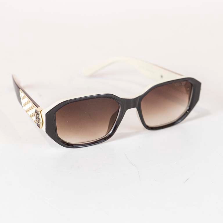 Item 2098970 - Image 0