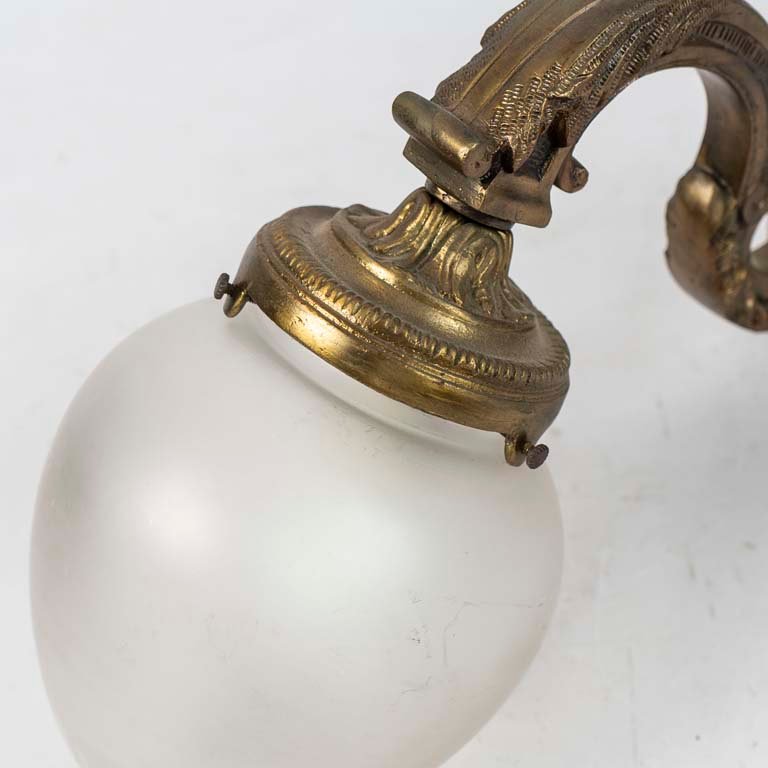 Item 2106800 - Image 1