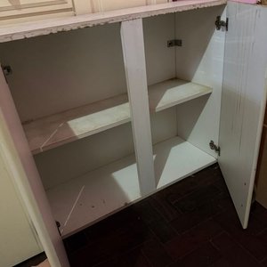 Mueble Aéreo de Cocina Blanco con Estantes Abiertos y Módulos Cerrados - imagen 2