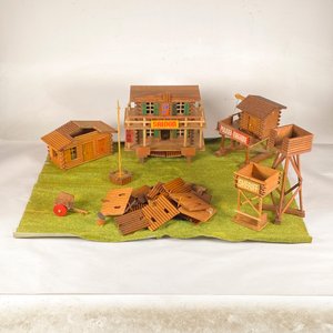 Lote siguiente: Maqueta "Pueblo del Viejo Oeste" a Escala de Madera