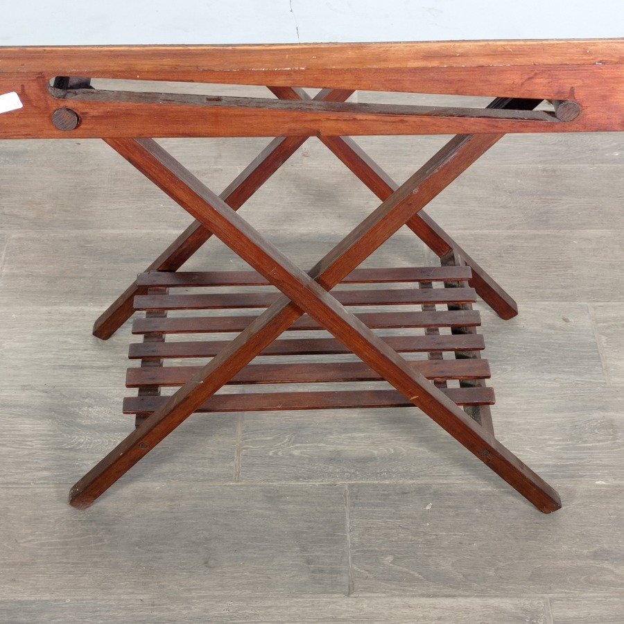 Mesa plegable en madera de cedro con tapa en cárnica - imagen 3