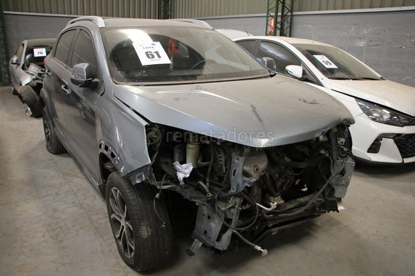 Camioneta Chery Gris con Daños Frontales y Traseros - imagen 1