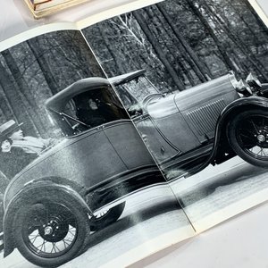 Lote de 16 Revistas "The Restorer" sobre Autos Antiguos Ford en Inglés - imagen 3