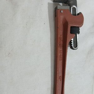 Lote de 8 Herramientas: Llave de Caño Stanley, Cizalla, Soldador y Más - imagen 7