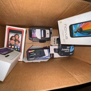 Lote de Celulares Usados con Cajas - imagen 6