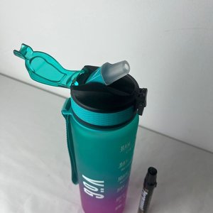 Lote anterior: Botella Deportiva Graduada 900 ml con Marcador Permanente