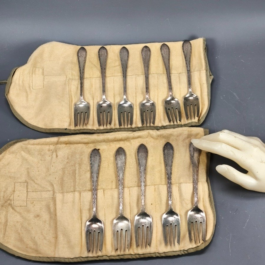 Item 18551 - Image 39