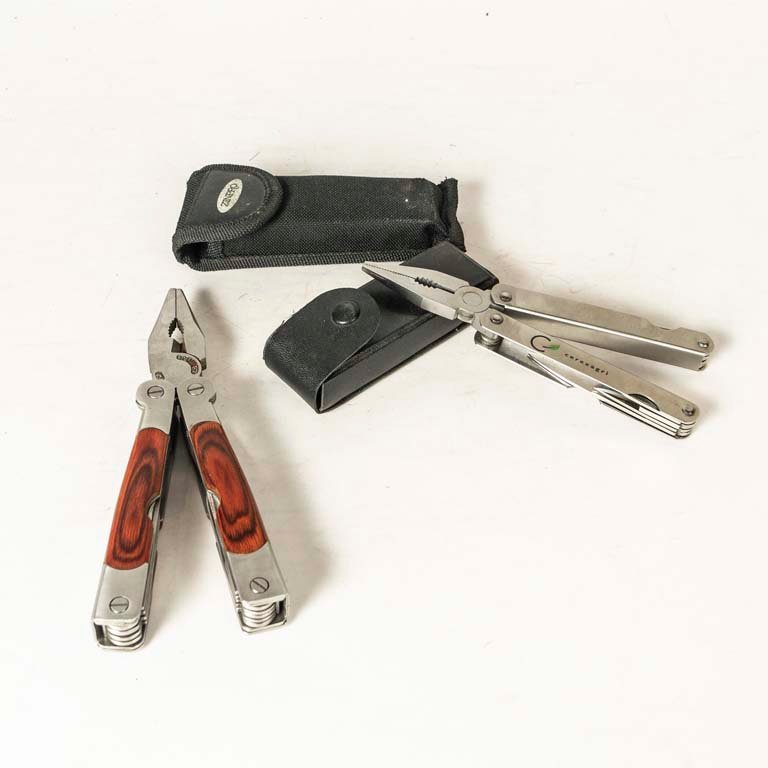 Set de 2 Pinzas Multiuso de Acero Inoxidable