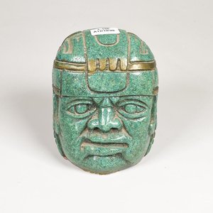 Lote siguiente: Figura Vintage Cabeza Olmeca Guerrero en Yeso, 12 cm