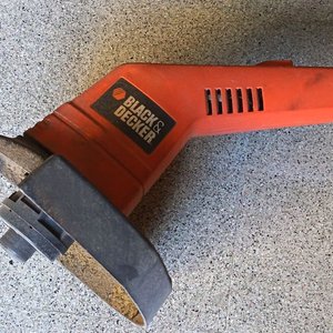 Bordeadora Eléctrica Black & Decker Naranja - imagen 2