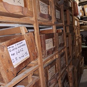 Estantería de Madera con 39 Cajones para Almacenamiento - imagen 3