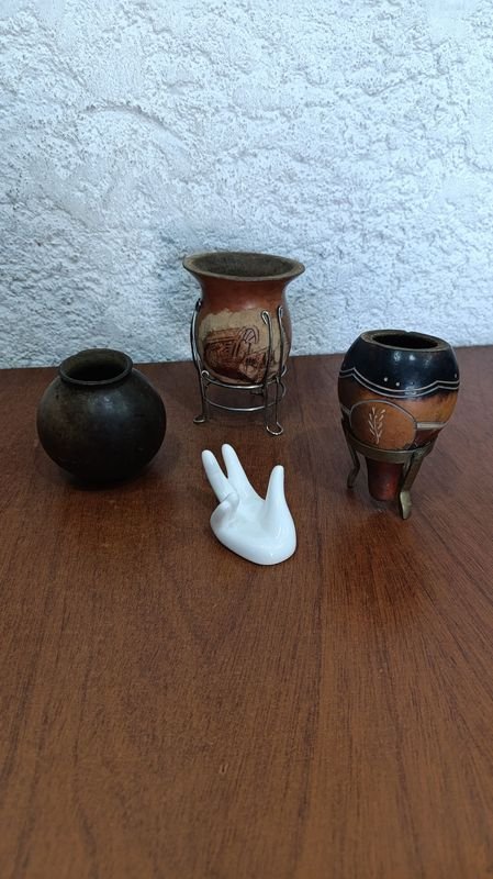 Lote anterior: Mate con soporte y cerámica