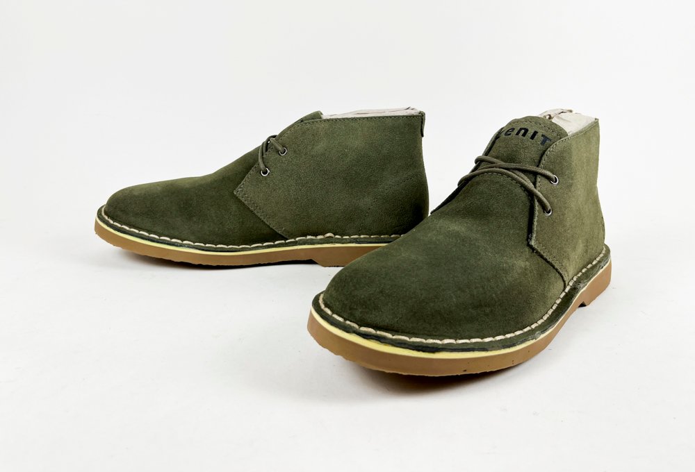 Lote siguiente: Botas de Gamuza Zenit, Color Oliva, Talle 38