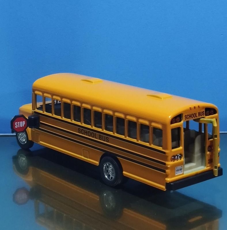 Colección de Ómnibus Escolar en Plástico - imagen 3